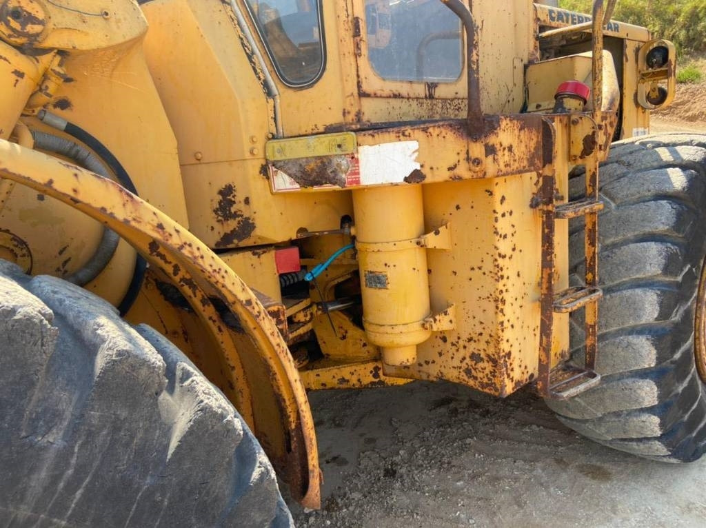 Колесен товарач CAT 966 C: снимка 13