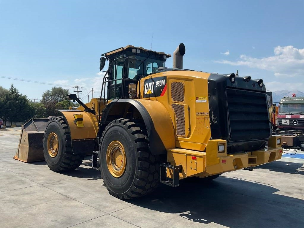 CAT 980M - Колесен товарач: снимка 3 CAT 980M - Колесен товарач: снимка 3