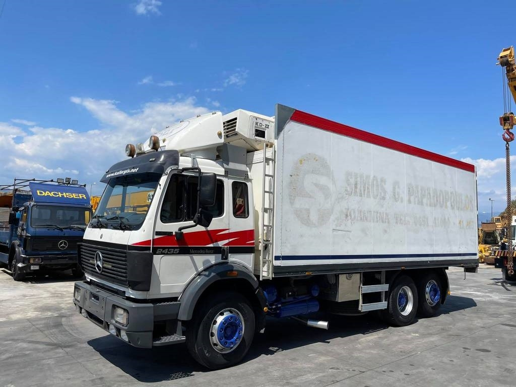 Mercedes-Benz 2435L - Рефрижератор камион: снимка 3 Mercedes-Benz 2435L - Рефрижератор камион: снимка 3