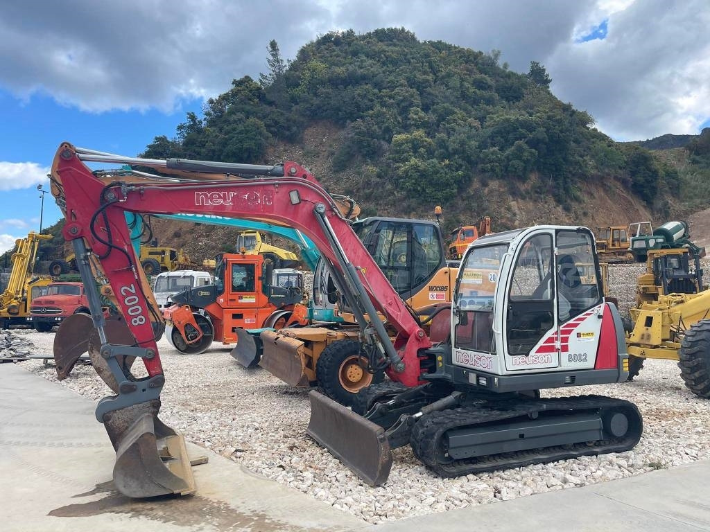 Neuson 8002 RDU - Верижен багер: снимка 1 Neuson 8002 RDU - Верижен багер: снимка 1