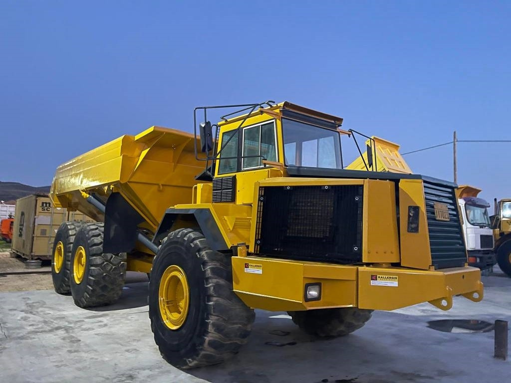 Volvo A40C - Съчленен самосвал: снимка 3 Volvo A40C - Съчленен самосвал: снимка 3