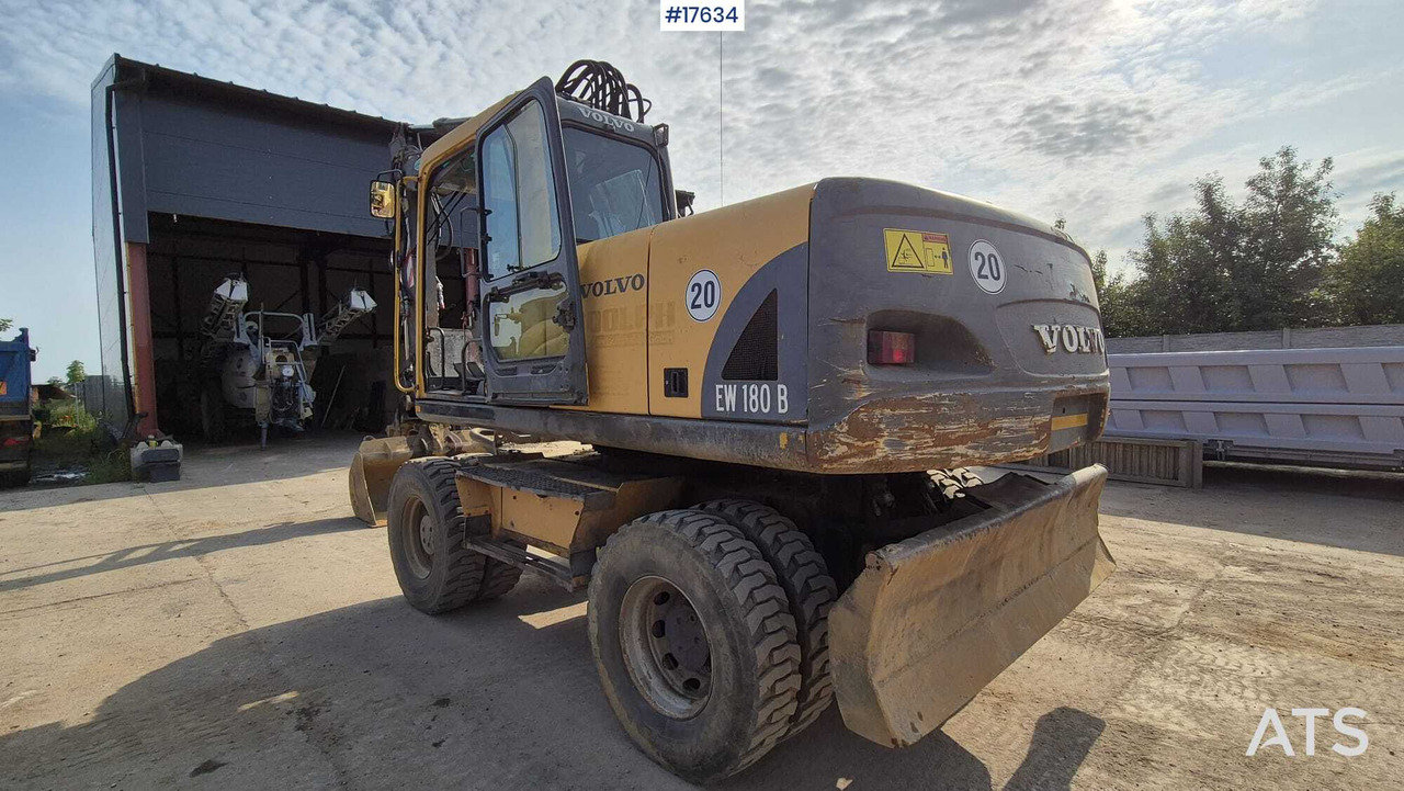 2004 Volvo EW 180 B - Колесен багер: снимка 5 2004 Volvo EW 180 B - Колесен багер: снимка 5