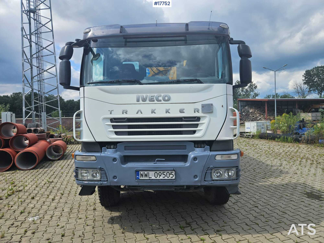 2007 Iveco Trakker +EFFER 210 3s - Камион с кран, Самосвал камион: снимка 3 2007 Iveco Trakker +EFFER 210 3s - Камион с кран, Самосвал камион: снимка 3