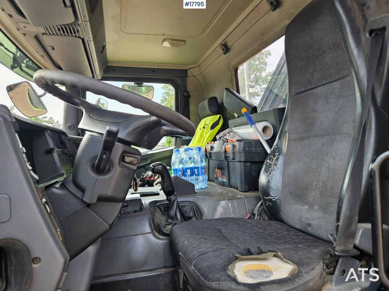 Бордови камион, Камион с кран 2007 Scania P 340: снимка 17 Бордови камион, Камион с кран 2007 Scania P 340: снимка 17