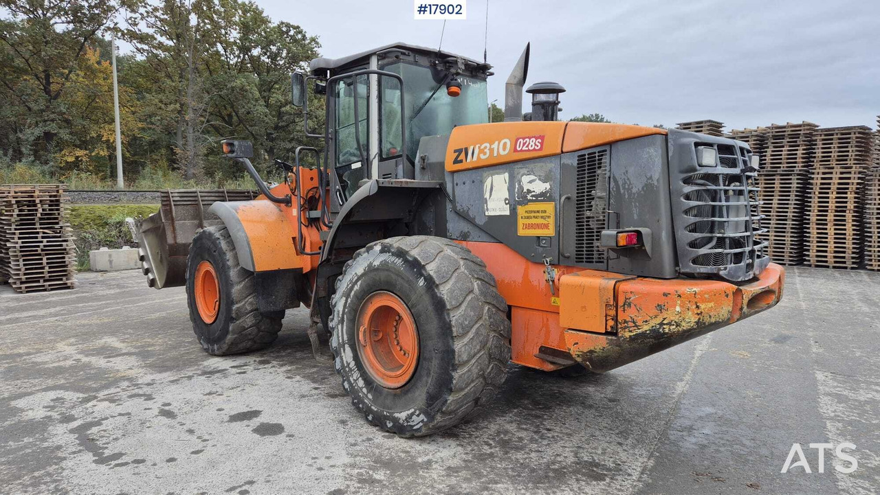 2009 Hitachi ZW 310 - Колесен товарач: снимка 5 2009 Hitachi ZW 310 - Колесен товарач: снимка 5