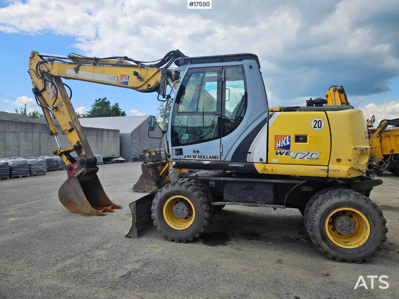 2010, New Holland WL 170C - Колесен багер: снимка 5 2010, New Holland WL 170C - Колесен багер: снимка 5