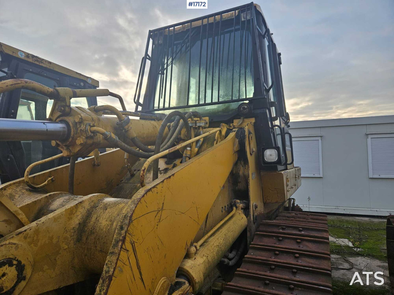 Crawler loader CAT 963C (2004) - Верижен товарач: снимка 4 Crawler loader CAT 963C (2004) - Верижен товарач: снимка 4