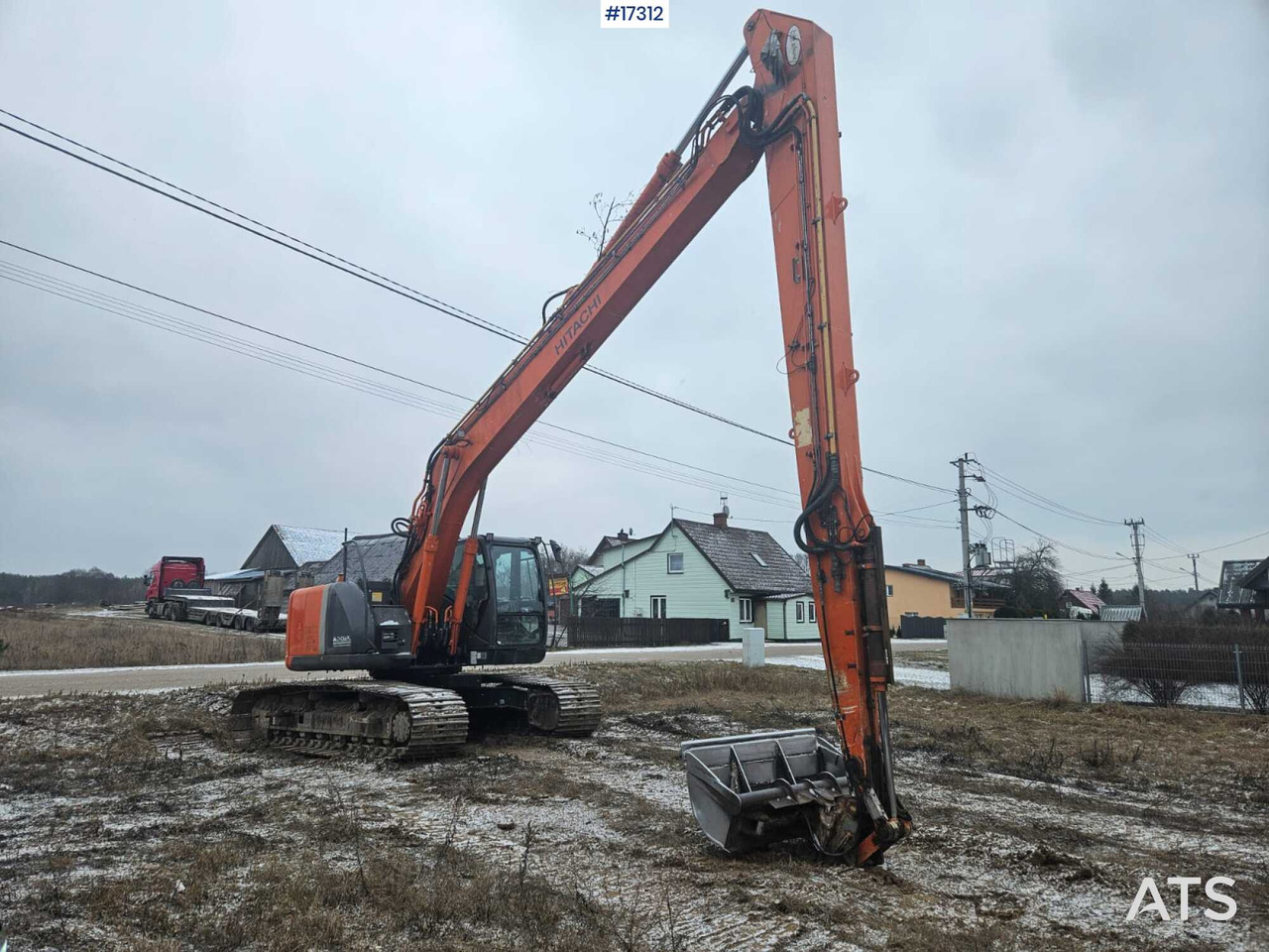 HITACHI ZX225 USRLC Crawler Excavator LONG 16m (2012) - Верижен багер: снимка 4 HITACHI ZX225 USRLC Crawler Excavator LONG 16m (2012) - Верижен багер: снимка 4