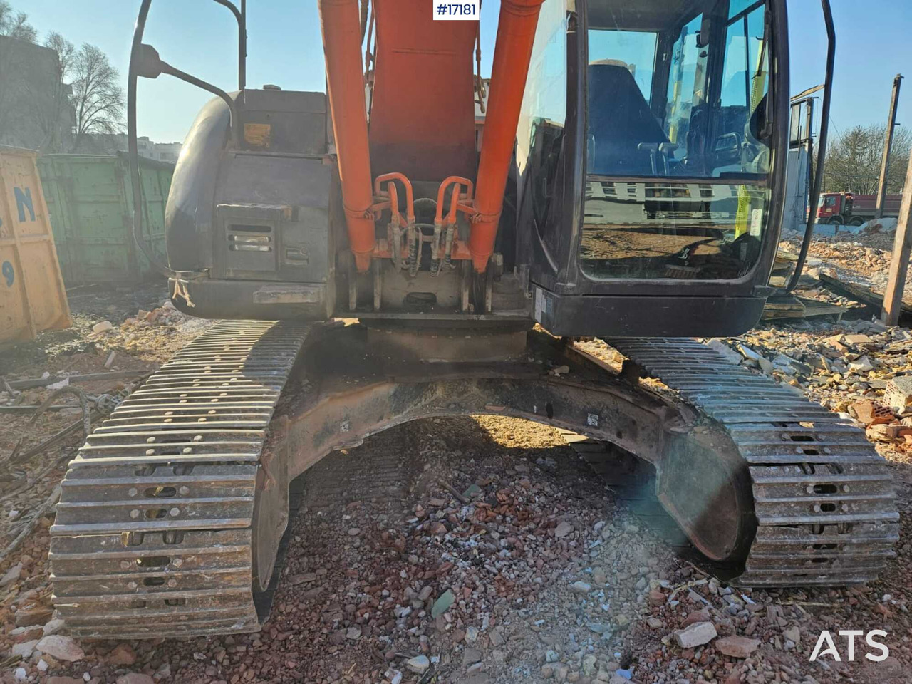 Hydraulic excavator Hitachi ZX225 LC (2013) - Верижен багер: снимка 5 Hydraulic excavator Hitachi ZX225 LC (2013) - Верижен багер: снимка 5