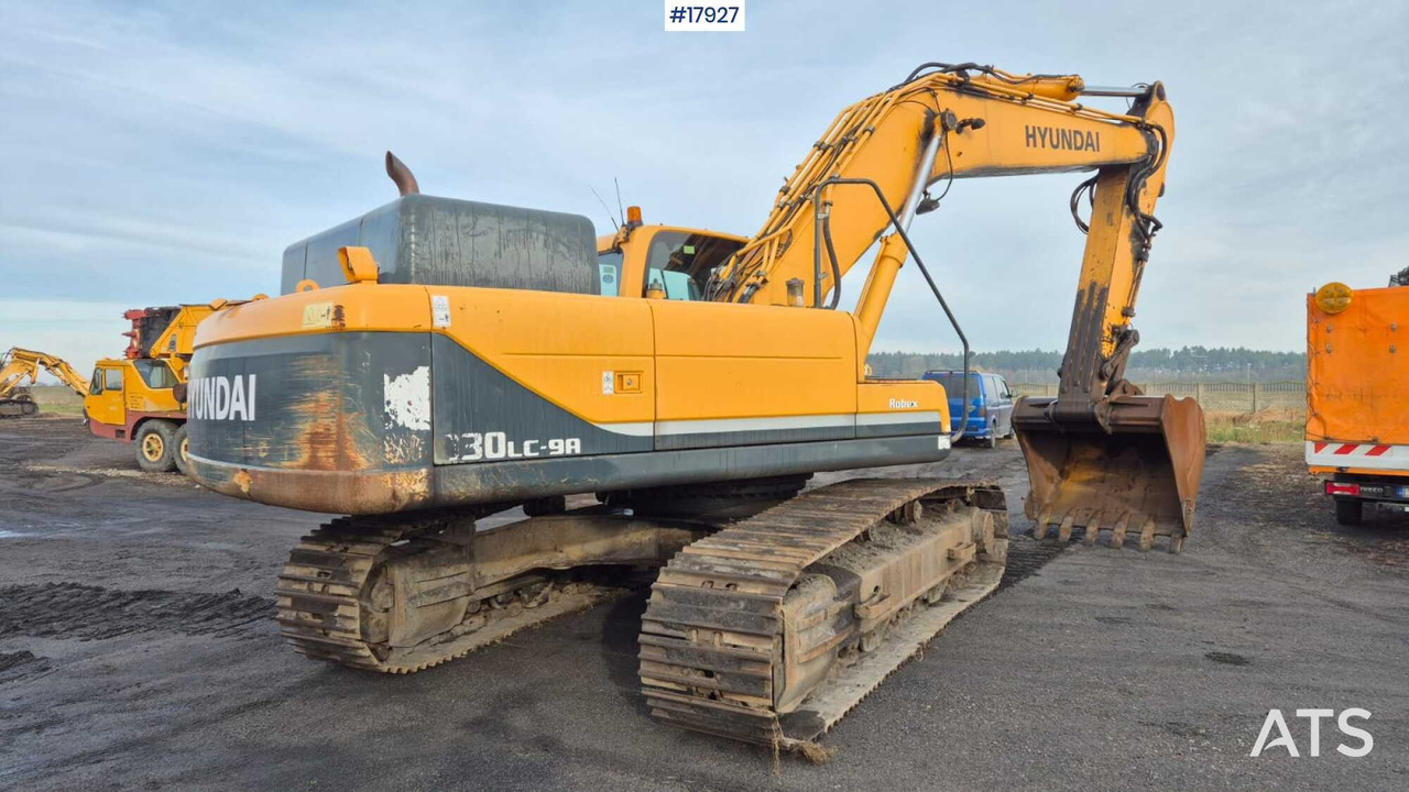 Hyundai 330LC-9A Crawler Excavator (2015) - Верижен багер: снимка 4 Hyundai 330LC-9A Crawler Excavator (2015) - Верижен багер: снимка 4