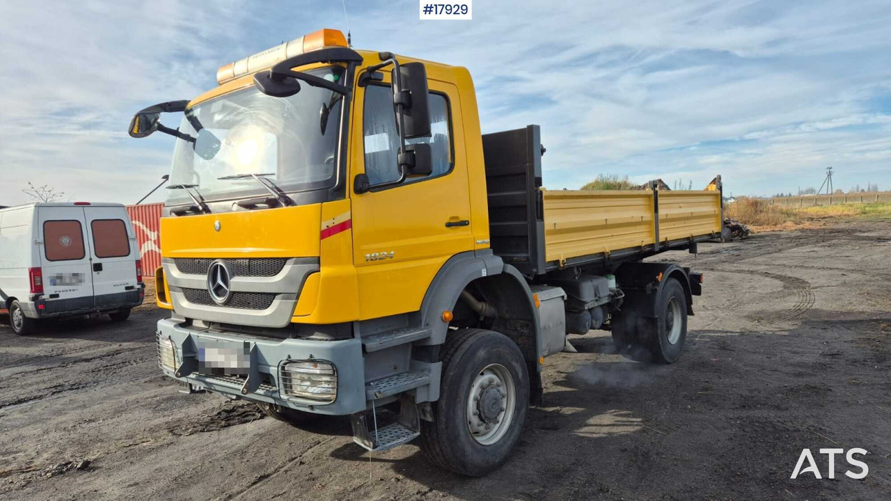 Mercedes-Benz 1824 4x4 dump truck (2005) - Самосвал камион: снимка 5 Mercedes-Benz 1824 4x4 dump truck (2005) - Самосвал камион: снимка 5