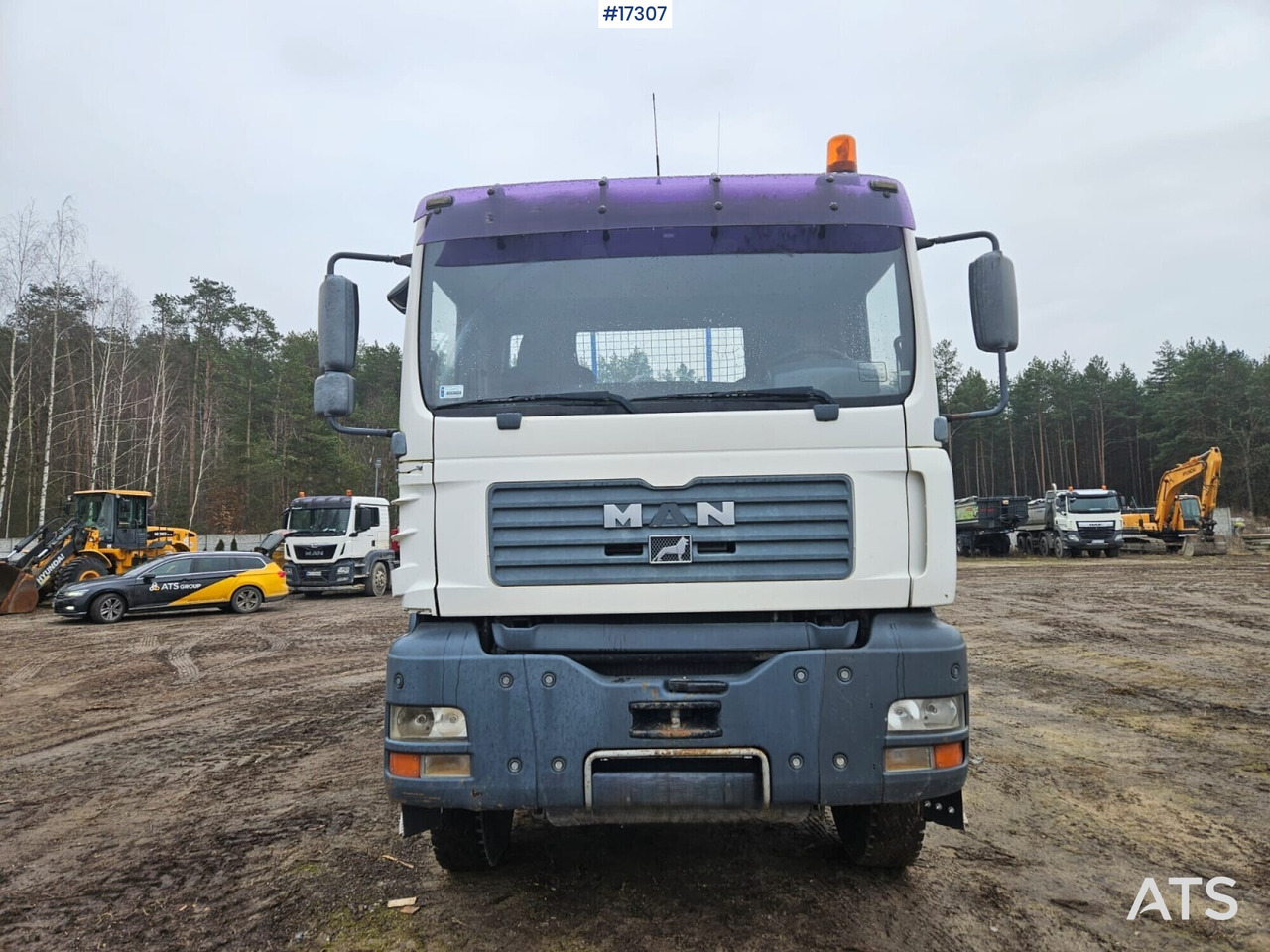 Three-axle tipper MAN TGA 26.410 FDK 6X4 (2004) - Самосвал камион: снимка 2 Three-axle tipper MAN TGA 26.410 FDK 6X4 (2004) - Самосвал камион: снимка 2