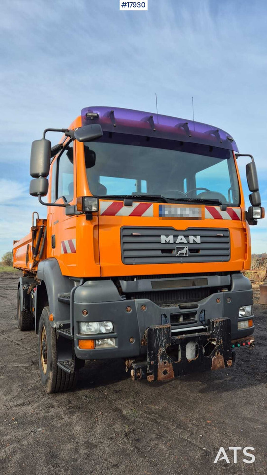 Tipper/sand spreader MAN TGA 18.320 (2007) - Самосвал камион: снимка 4 Tipper/sand spreader MAN TGA 18.320 (2007) - Самосвал камион: снимка 4