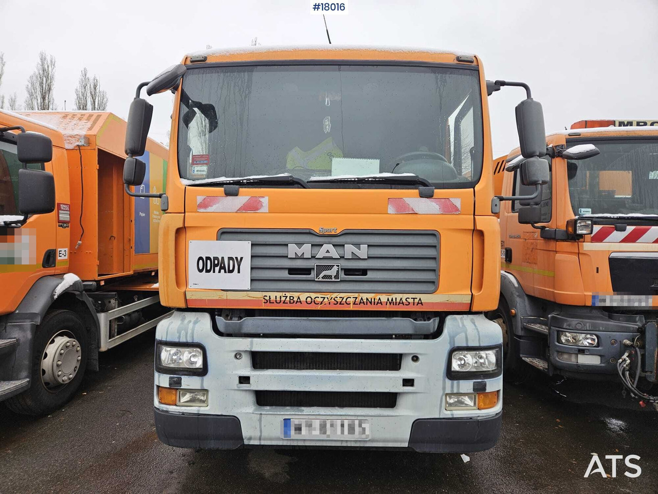 Truck MAN TGA 26.320 (2007) with EKOCEL MEDIUM XL garbage truck body. - Боклукчийска кола: снимка 2 Truck MAN TGA 26.320 (2007) with EKOCEL MEDIUM XL garbage truck body. - Боклукчийска кола: снимка 2