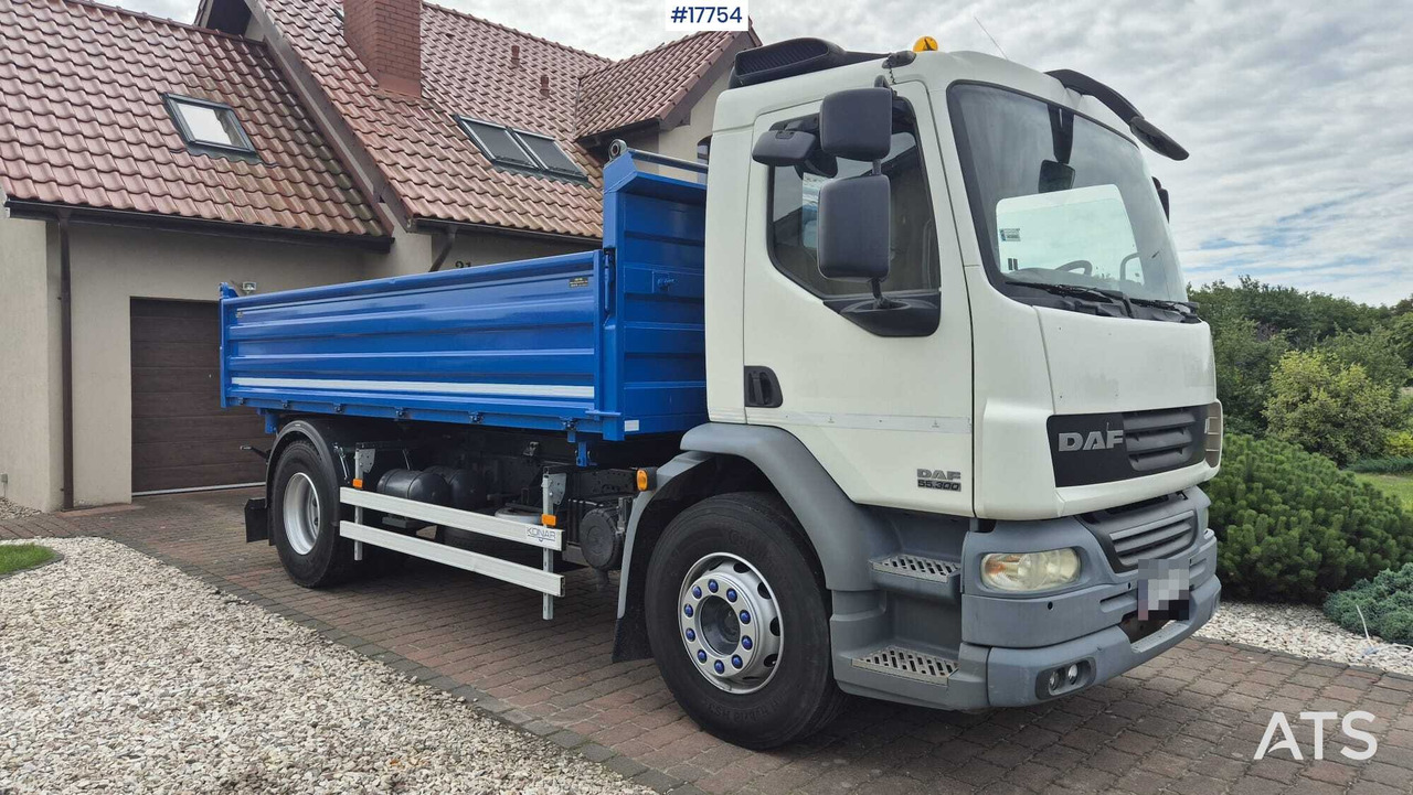 Two-axle tipper DAF LF 55.300 (2013) - Самосвал камион: снимка 2 Two-axle tipper DAF LF 55.300 (2013) - Самосвал камион: снимка 2