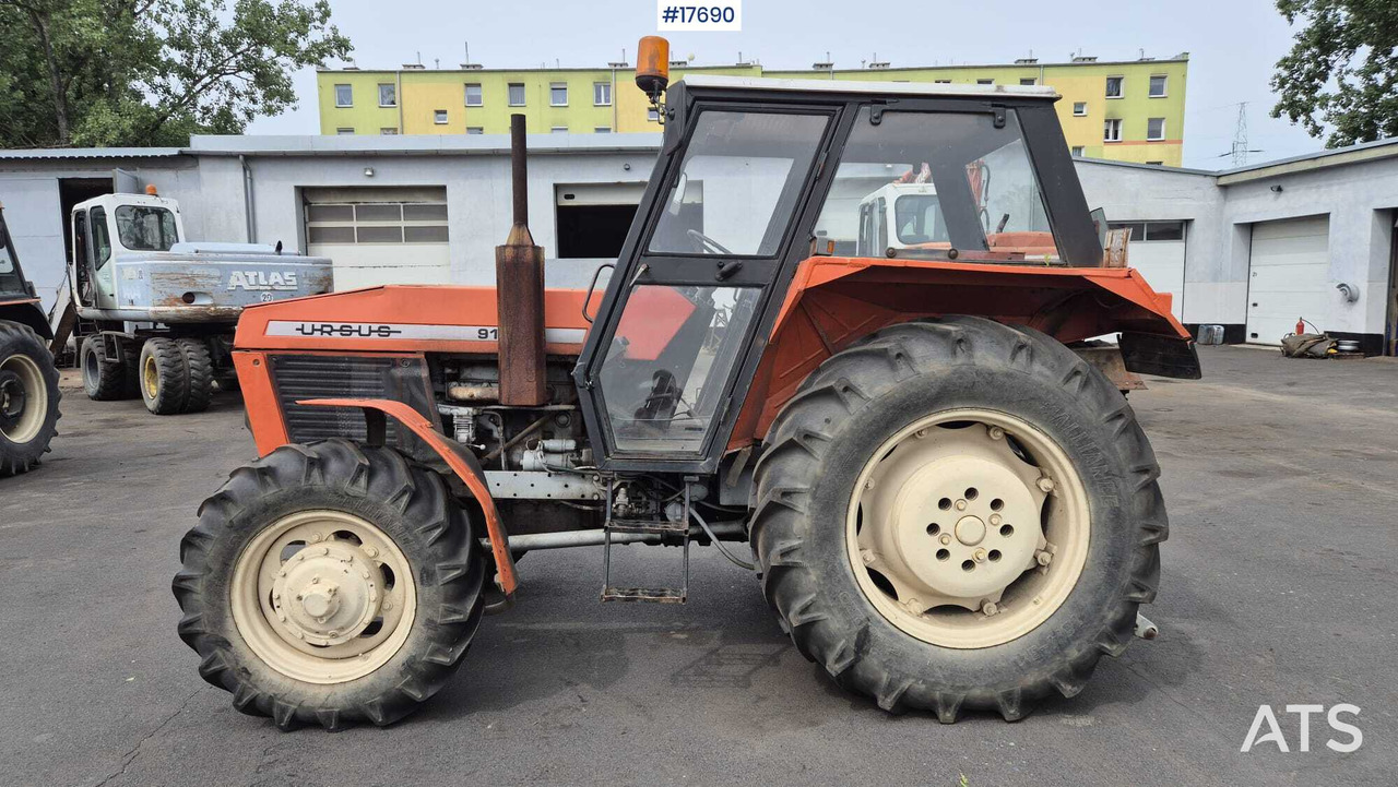URSUS 914 tractor (1989) - Трактор: снимка 4 URSUS 914 tractor (1989) - Трактор: снимка 4