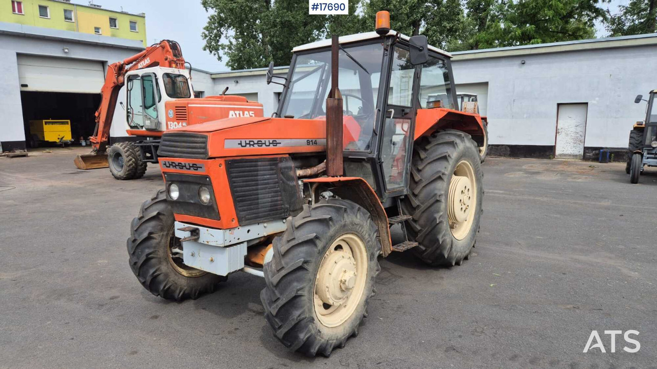 URSUS 914 tractor (1989) - Трактор: снимка 1 URSUS 914 tractor (1989) - Трактор: снимка 1