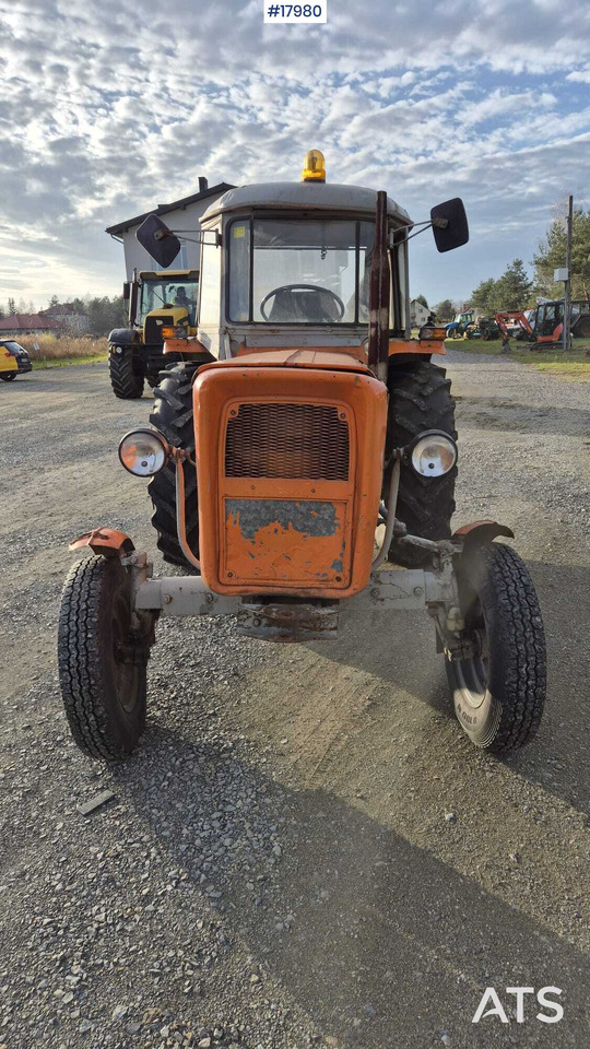 URSUS C 360 agricultural tractor (1983) - Трактор: снимка 2 URSUS C 360 agricultural tractor (1983) - Трактор: снимка 2