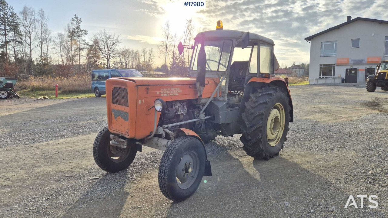 URSUS C 360 agricultural tractor (1983) - Трактор: снимка 3 URSUS C 360 agricultural tractor (1983) - Трактор: снимка 3