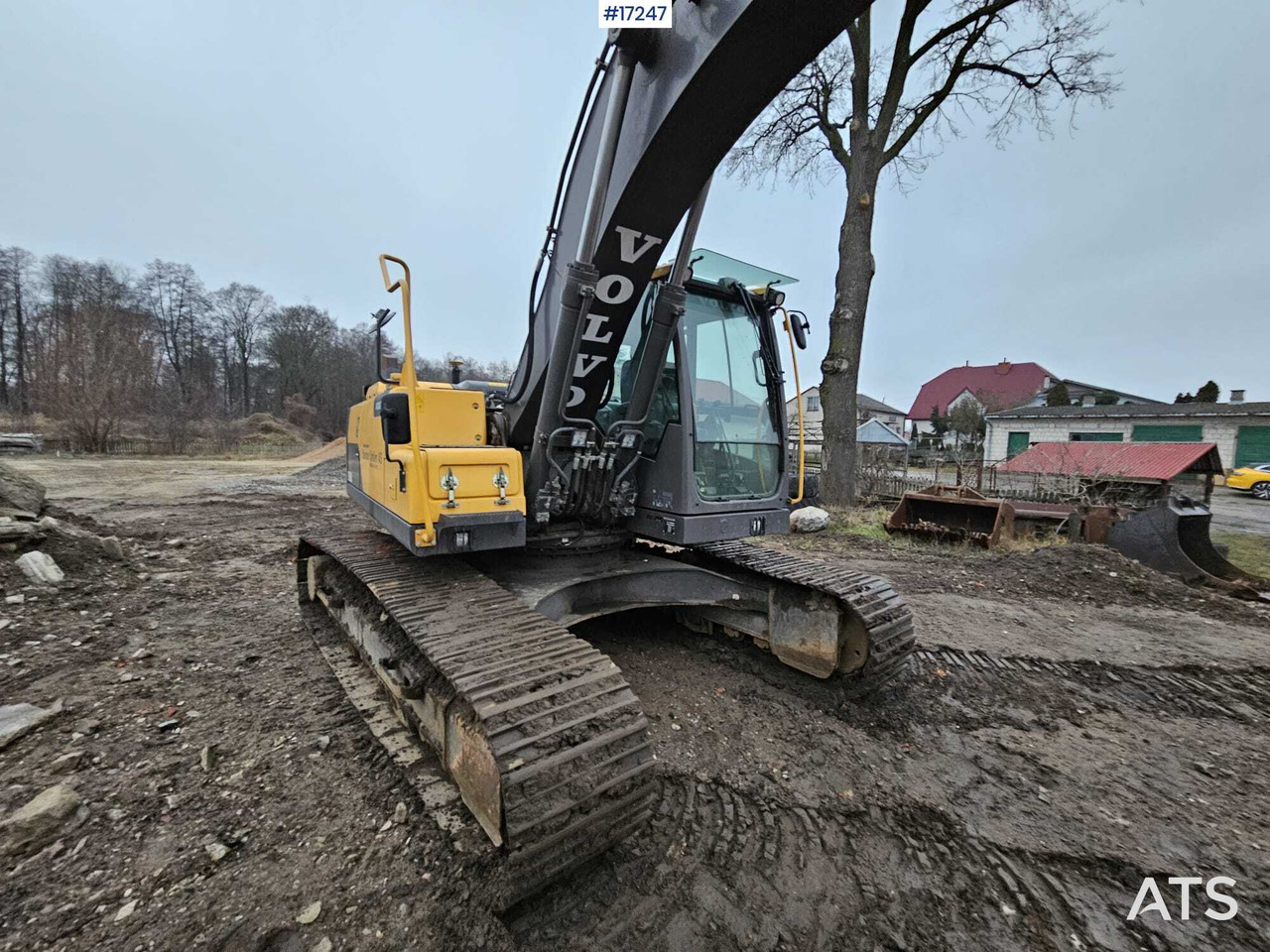 VOLVO EC 220DL Crawler Excavator (2013) Leica GPS Rototilt - Верижен багер: снимка 2 VOLVO EC 220DL Crawler Excavator (2013) Leica GPS Rototilt - Верижен багер: снимка 2