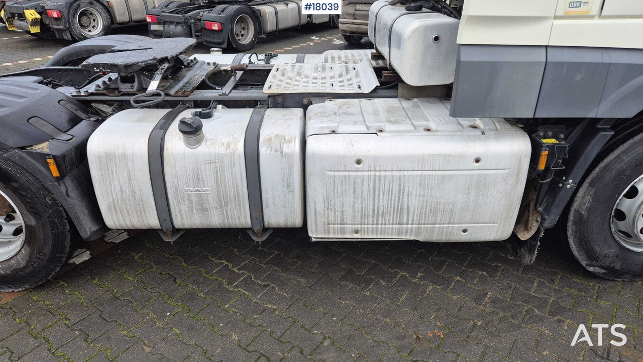 Влекач DAF XF 440 FT tractor unit (2017) Tipping hydraulics.: снимка 32