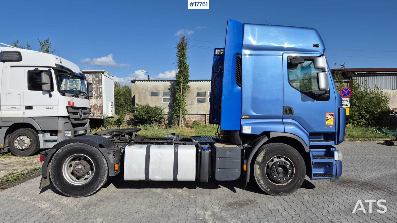 Tractor unit RENAULT PREMIUM 460 (2011) - Влекач: снимка 5 Tractor unit RENAULT PREMIUM 460 (2011) - Влекач: снимка 5