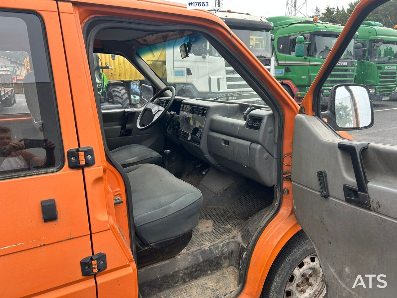 Брезентов бус, Бус с двойна кабина Volkswagen Transporter 1.9D double cab with box body (1992): снимка 18