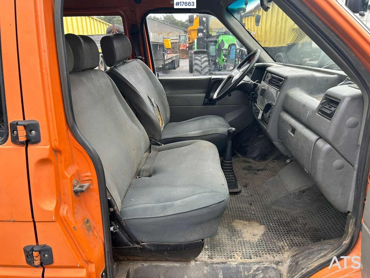 Брезентов бус, Бус с двойна кабина Volkswagen Transporter 1.9D double cab with box body (1992): снимка 19