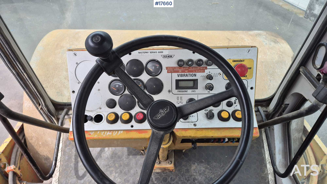 Лизинг на  Walec HAMM 4011D (1996) Walec HAMM 4011D (1996): снимка 19