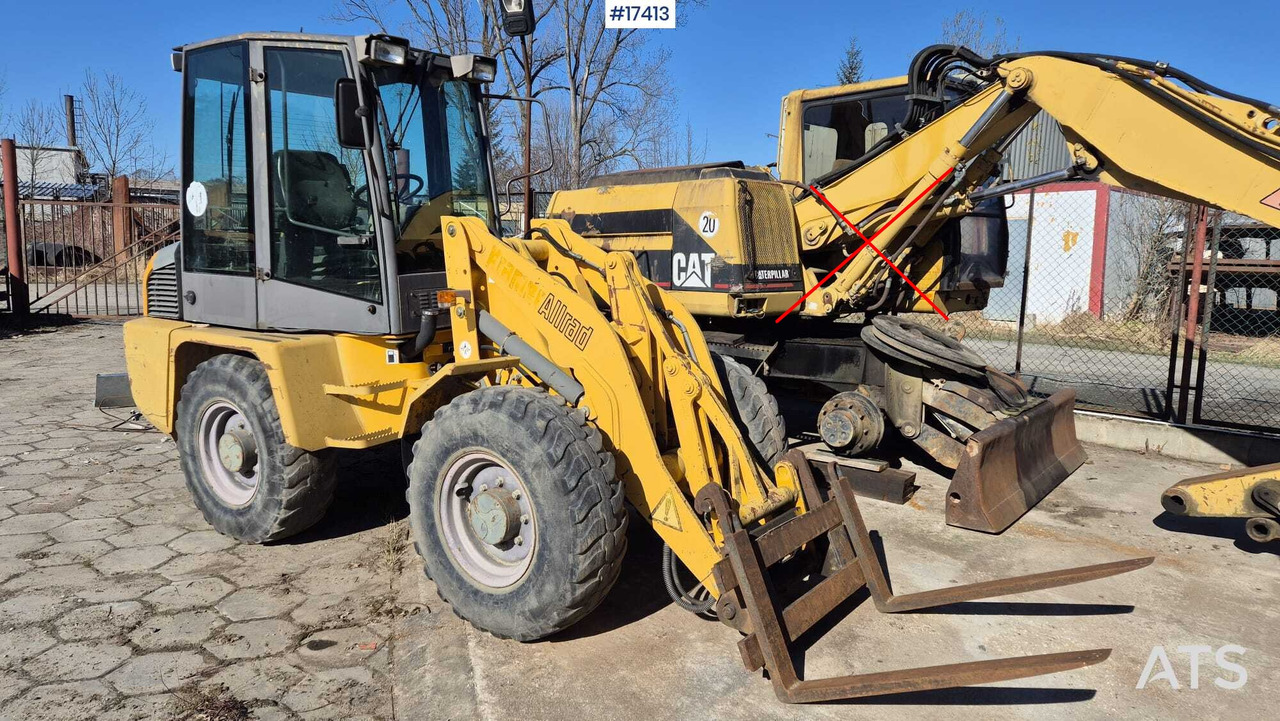 Wheel loader AHLMANN AL 85t 2004) forks, quick coupler, opening bucket. - Колесен товарач: снимка 4 Wheel loader AHLMANN AL 85t 2004) forks, quick coupler, opening bucket. - Колесен товарач: снимка 4