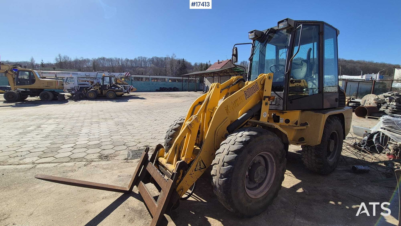 Wheel loader AHLMANN AL 85t 2004) forks, quick coupler, opening bucket. - Колесен товарач: снимка 1 Wheel loader AHLMANN AL 85t 2004) forks, quick coupler, opening bucket. - Колесен товарач: снимка 1