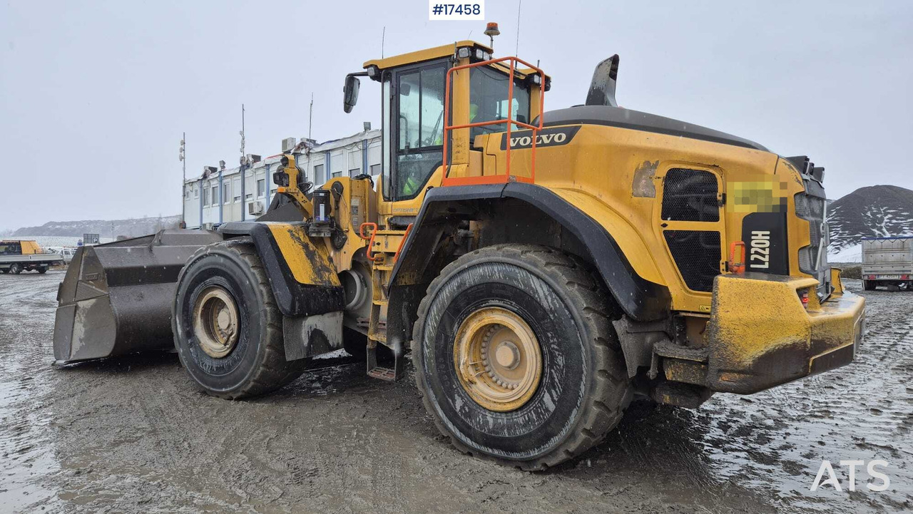 Wheel loader VOLVO L220H OptiShift (2021) - Колесен товарач: снимка 4 Wheel loader VOLVO L220H OptiShift (2021) - Колесен товарач: снимка 4