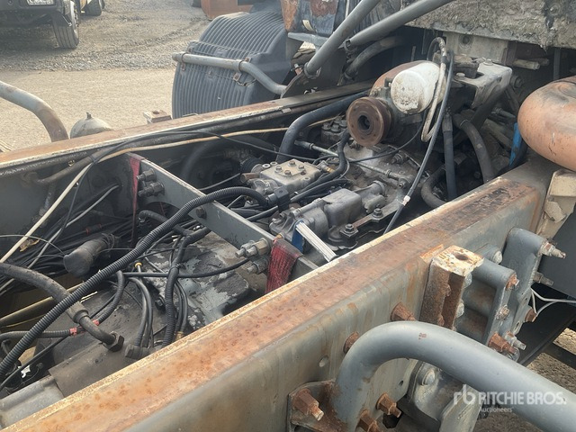 1999 Volvo FM12 8x4 Twin-Steer Cab and Chassis - Шаси кабина: снимка 5 1999 Volvo FM12 8x4 Twin-Steer Cab and Chassis - Шаси кабина: снимка 5