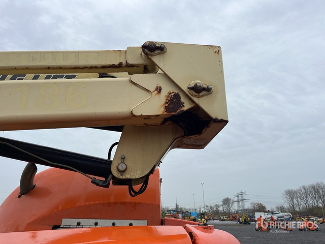 2005 JLG 510AJ 4WD Diesel Articulating Boom Lift - Артикулираща платформа: снимка 4 2005 JLG 510AJ 4WD Diesel Articulating Boom Lift - Артикулираща платформа: снимка 4
