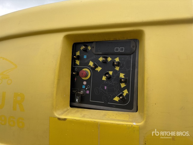 2005 JLG 800AJ 4WD Diesel Telescopic Boom Lift - Телескопична платформа: снимка 5 2005 JLG 800AJ 4WD Diesel Telescopic Boom Lift - Телескопична платформа: снимка 5