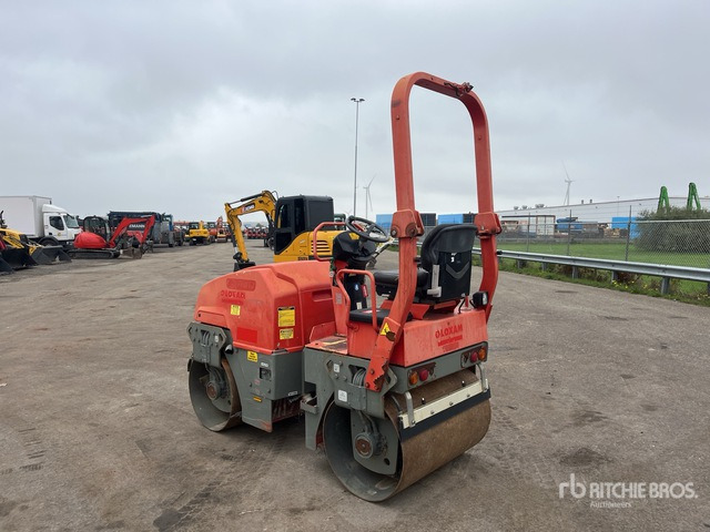 2011 Dynapac CC1100 Double Drum Roller - Пътен валяк: снимка 3 2011 Dynapac CC1100 Double Drum Roller - Пътен валяк: снимка 3