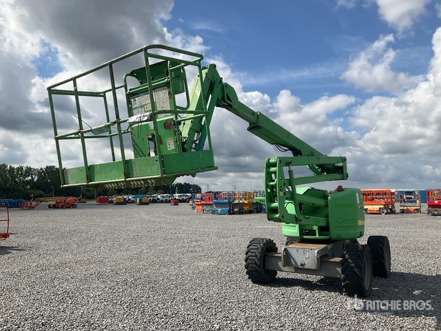 2011 Genie Z45/25 4WD Diesel Articulating Boom Lift - Артикулираща платформа: снимка 3 2011 Genie Z45/25 4WD Diesel Articulating Boom Lift - Артикулираща платформа: снимка 3