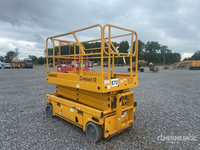 2012 Haulotte Compact 10 Electric Scissor Lift - Ножична работна платформа: снимка 4 2012 Haulotte Compact 10 Electric Scissor Lift - Ножична работна платформа: снимка 4