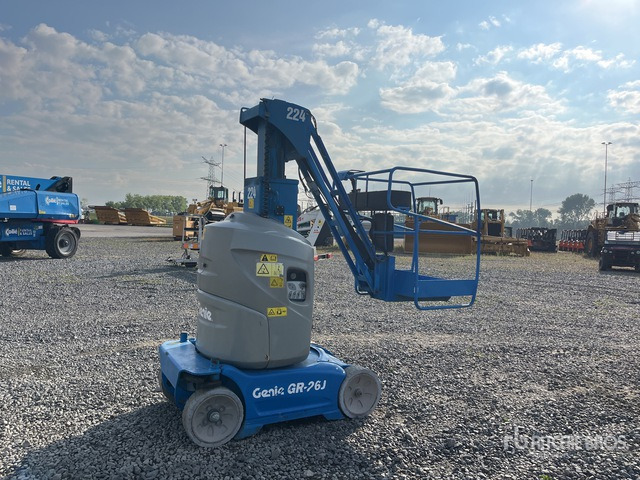 2014 Genie GR26J (Inoperable) Vertical Mast Lift - Вертикална работна платформа: снимка 4 2014 Genie GR26J (Inoperable) Vertical Mast Lift - Вертикална работна платформа: снимка 4