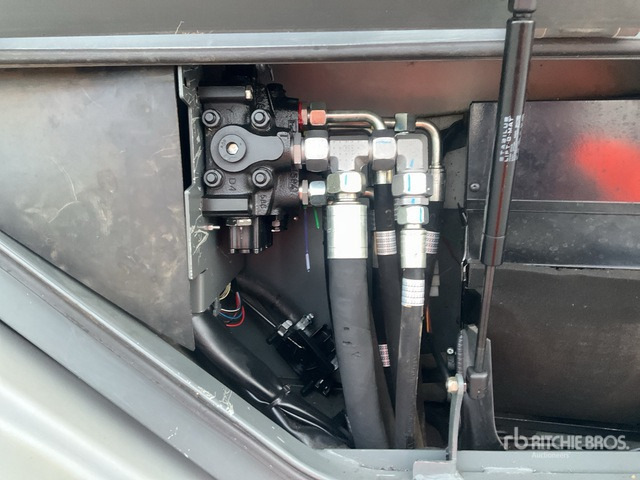 2014 Kramer 347 Wiellader - Колесен товарач: снимка 5 2014 Kramer 347 Wiellader - Колесен товарач: снимка 5