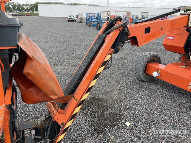 2015 JLG 340AJ 4WD Diesel Articulating Boom Lift - Артикулираща платформа: снимка 5 2015 JLG 340AJ 4WD Diesel Articulating Boom Lift - Артикулираща платформа: снимка 5