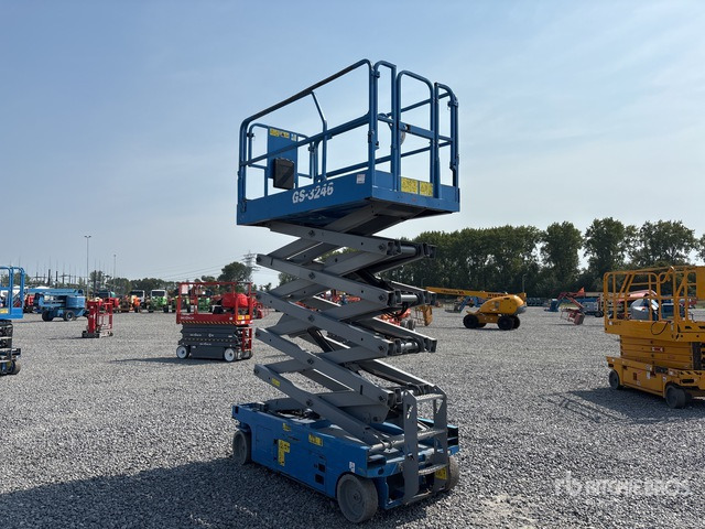 2016 Genie GS3246 Electric Scissor Lift - Ножична работна платформа: снимка 3 2016 Genie GS3246 Electric Scissor Lift - Ножична работна платформа: снимка 3