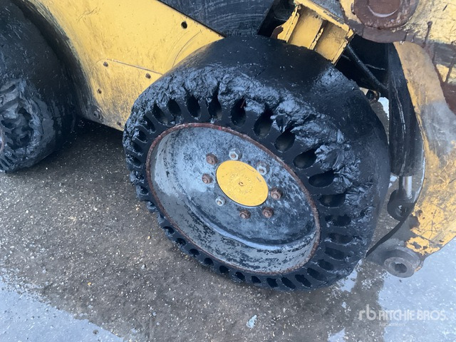2018 Cat 226D (Inoperable) Skid Steer Loader - Мини челен товарач: снимка 4 2018 Cat 226D (Inoperable) Skid Steer Loader - Мини челен товарач: снимка 4