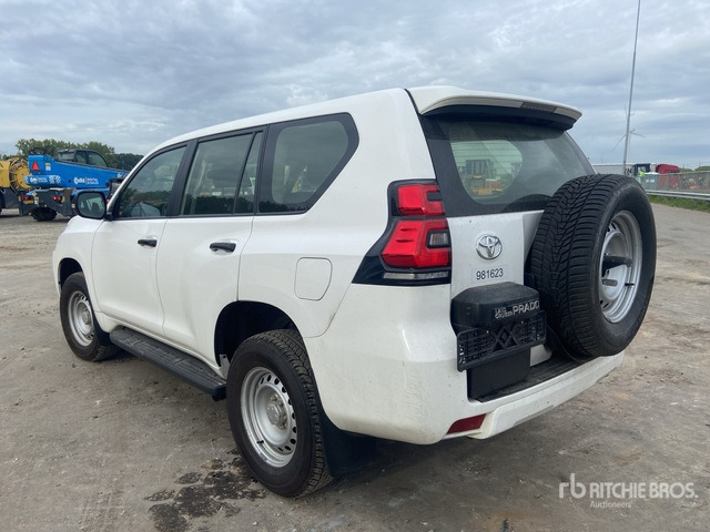 2021 Toyota Land Cruiser Prado 4WD SUV - Джип: снимка 2 2021 Toyota Land Cruiser Prado 4WD SUV - Джип: снимка 2