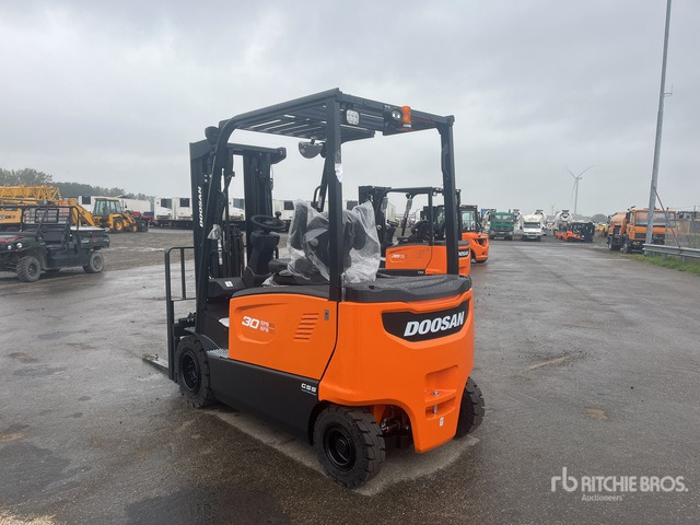 2023 Doosan B30X-7 PLUS (Unused) Electric Forklift - Електрокар: снимка 2 2023 Doosan B30X-7 PLUS (Unused) Electric Forklift - Електрокар: снимка 2