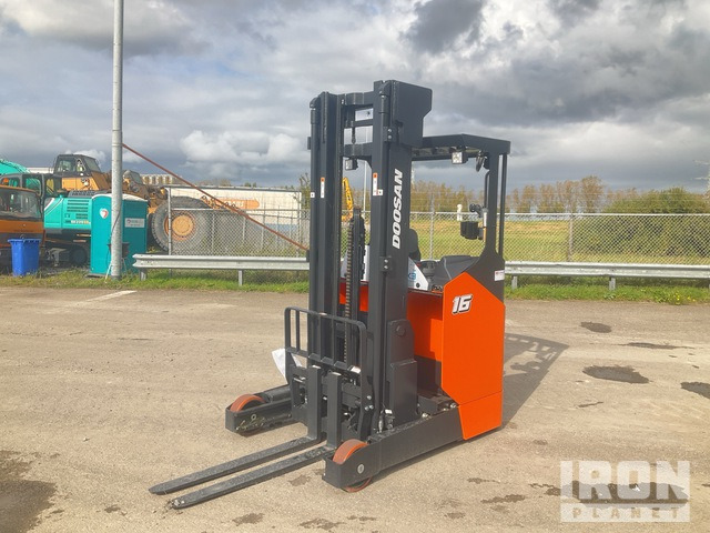 2024 Doosan BR16JW-9 MAST - FFT, MFH 6500, OAL (Unused) Reach Truck - Ричтрак: снимка 1 2024 Doosan BR16JW-9 MAST - FFT, MFH 6500, OAL (Unused) Reach Truck - Ричтрак: снимка 1