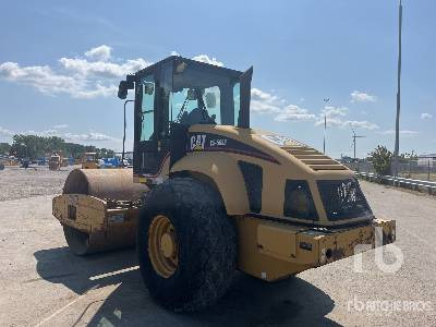 CAT CS-563E - Пътен валяк: снимка 2 CAT CS-563E - Пътен валяк: снимка 2