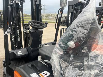 DOOSAN B35X-7 PLUS (Inoperable) - Електрокар: снимка 2 DOOSAN B35X-7 PLUS (Inoperable) - Електрокар: снимка 2