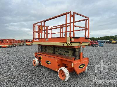 HOLLAND LIFT X-105EL16 Electric - Ножична работна платформа: снимка 4 HOLLAND LIFT X-105EL16 Electric - Ножична работна платформа: снимка 4