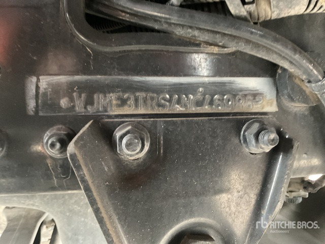 Iveco Trakker 380 T/A Sleeper Truck Tractor - Шаси кабина, Контейнеровоз/ Сменна каросерия ремарке: снимка 3 Iveco Trakker 380 T/A Sleeper Truck Tractor - Шаси кабина, Контейнеровоз/ Сменна каросерия ремарке: снимка 3